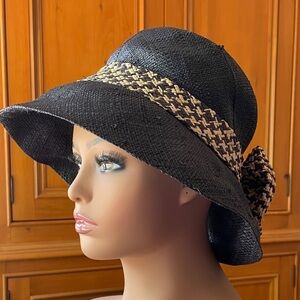 Chic Navy Blue and Tan Women's Raffia Hat with Woven Detail Band and Bow